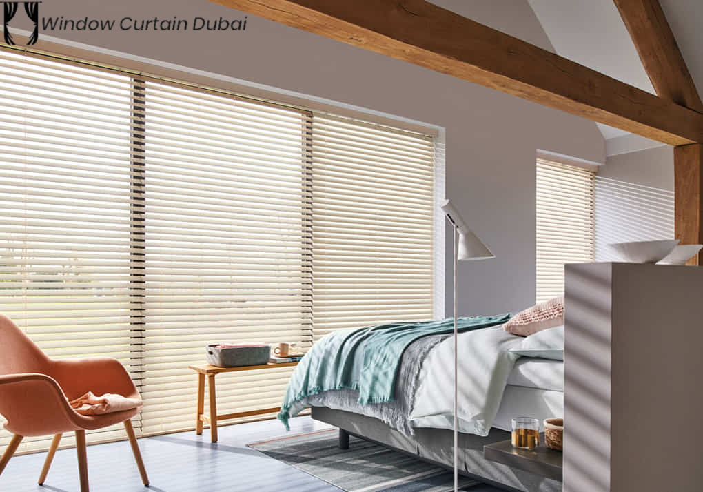 Wood-Venetian-Blinds